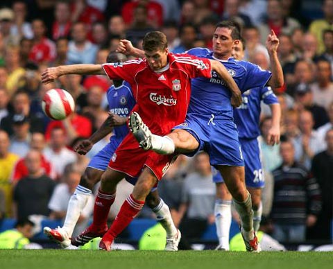 在写字楼里 在写字楼里